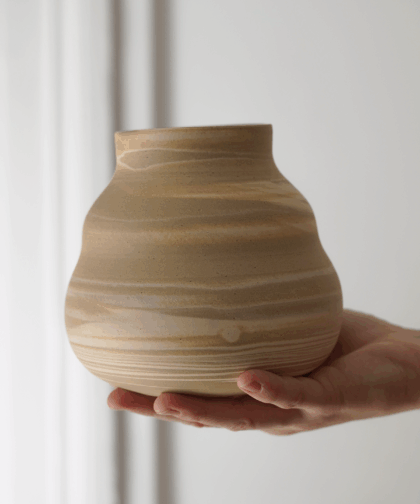 Vase wavy