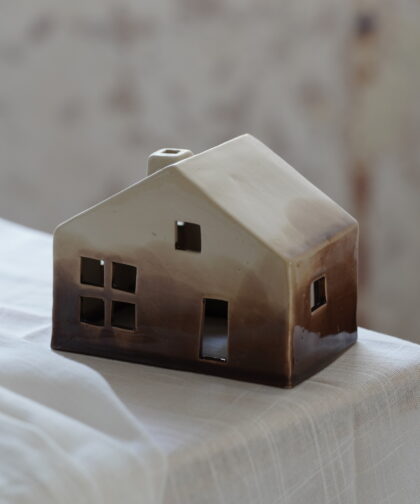 Petite maison de la forêt (basse) - Atmospheric Pillow x Céline Dupret