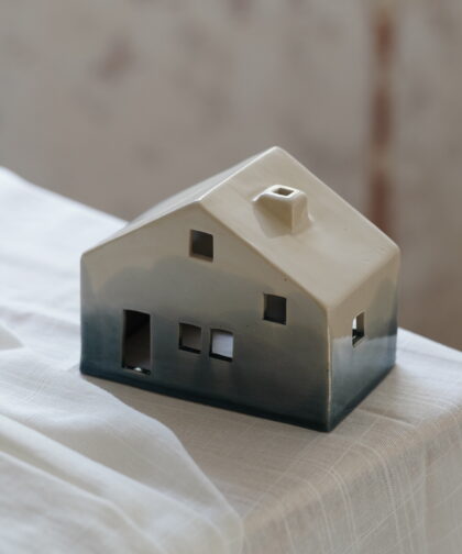 Petite maison des nuages (basse) - Atmospheric Pillow x Céline Dupret