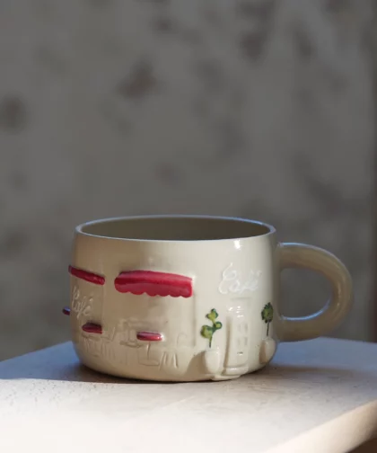 Café, gros mug façade